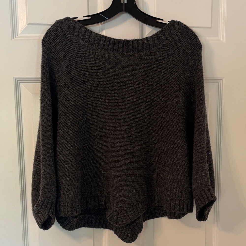 Vince  Women's Sweater